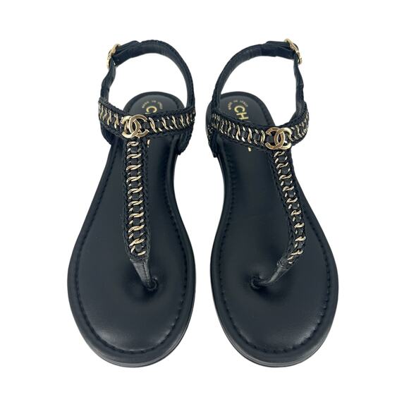 Chanel 2022 CC Logo Scooby Chain Thong Sandals - Picture 8 of 16